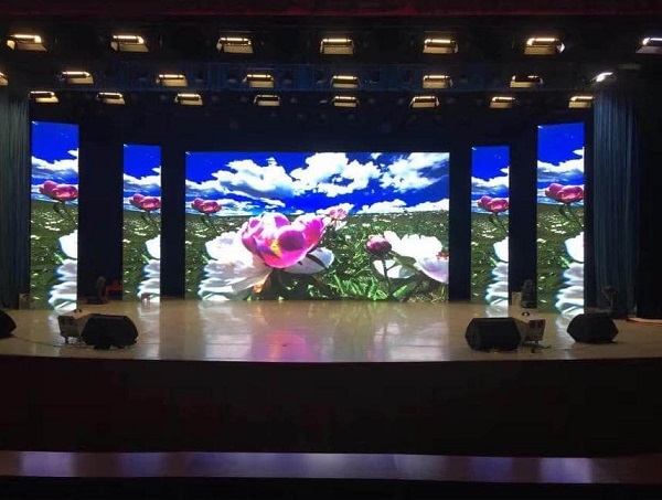 màn hình led trong nhà