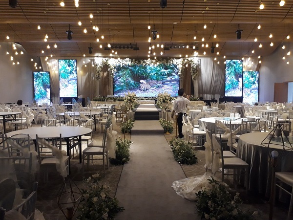 set up khu vực đặt màn hình led