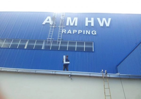 Lắp đặt chữ tôn tĩnh điện