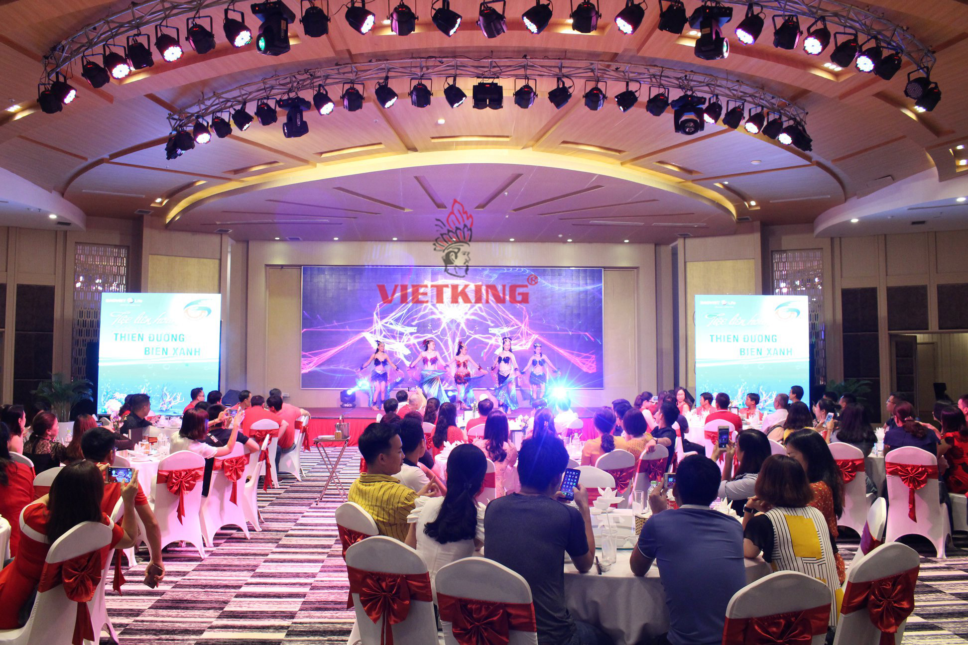 màn hình led hiệu ứng ánh sáng