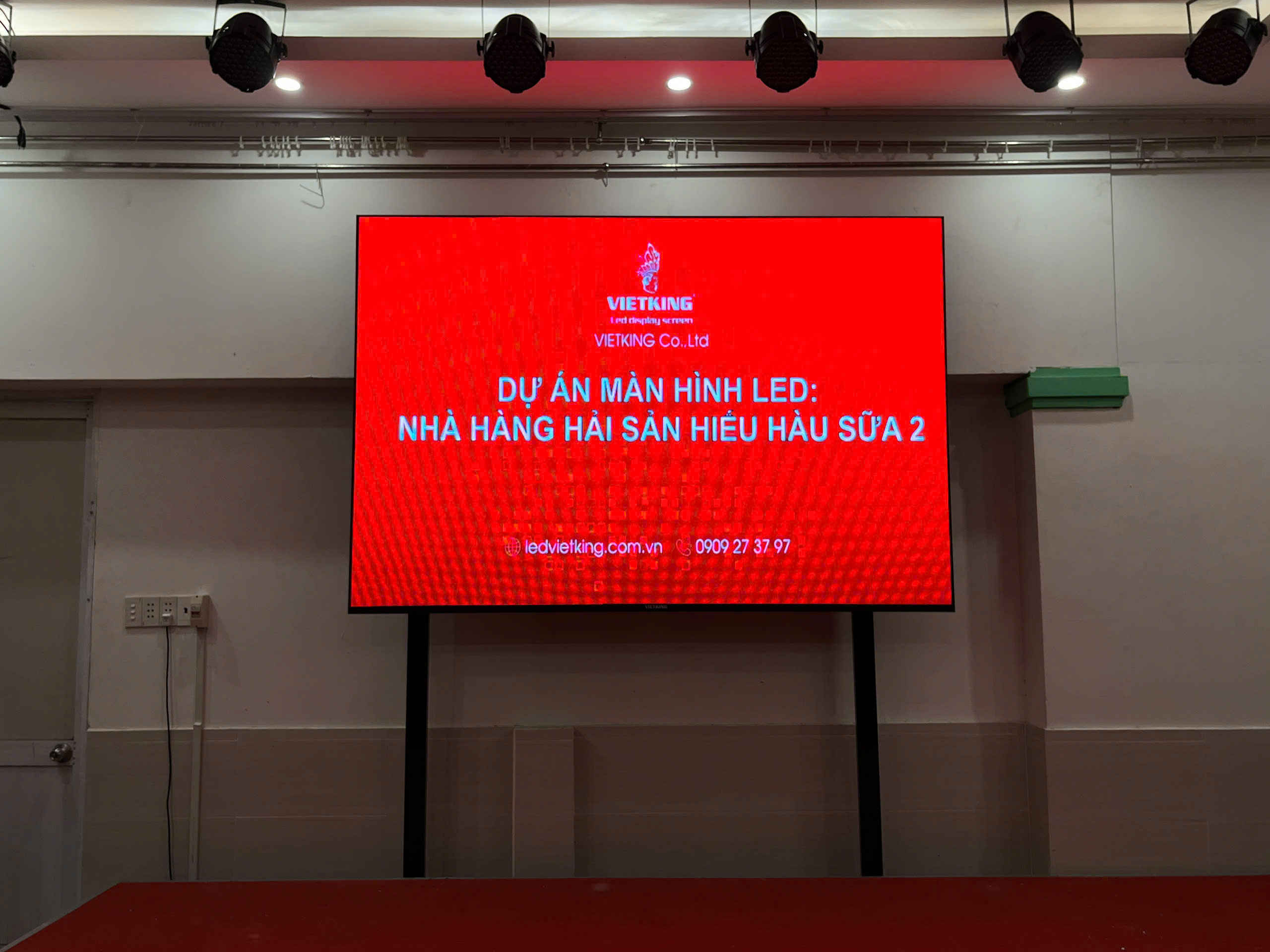 Màn hình LED P3 - CĐT: Nhà hàng hải sản Hiếu Hàu Sữa 2