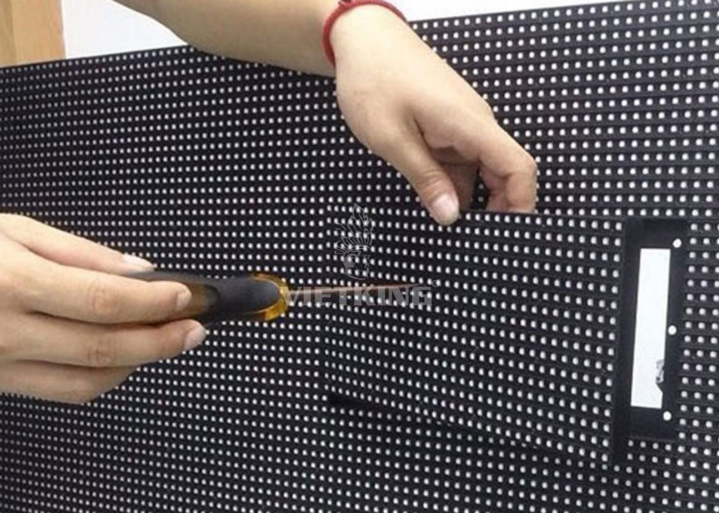 Bảo trì, vệ sinh định kỳ màn hình LED