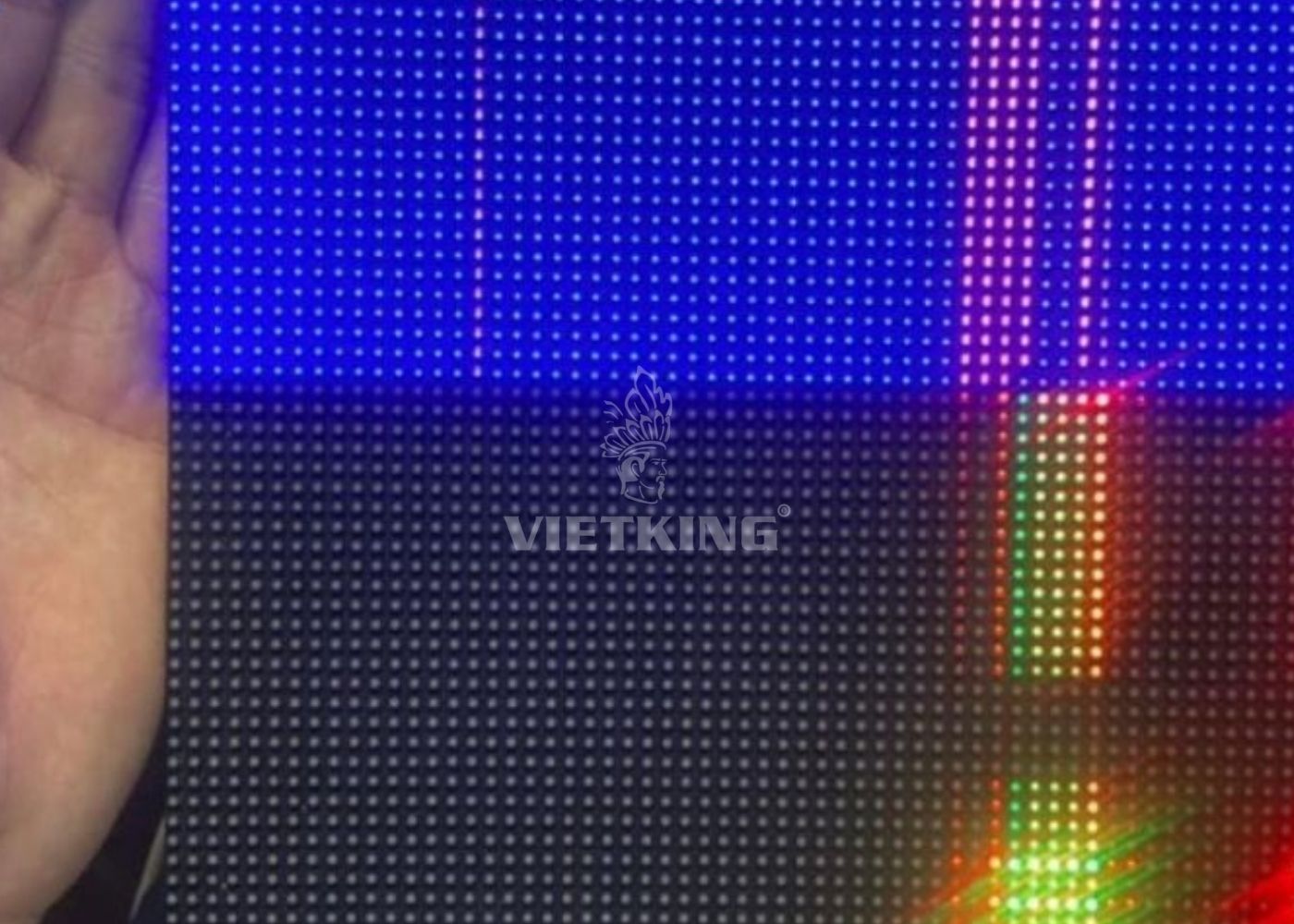 dạng sọc trên màn hình LED